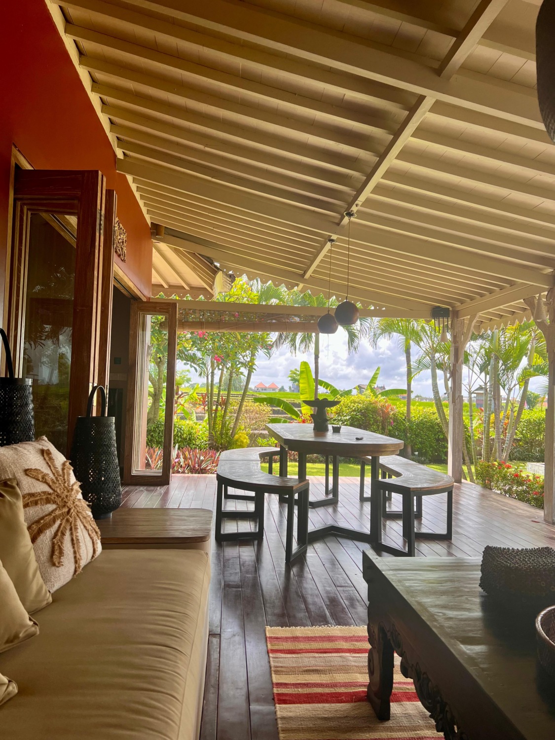 Rice field View Villa in Babakan for Sale